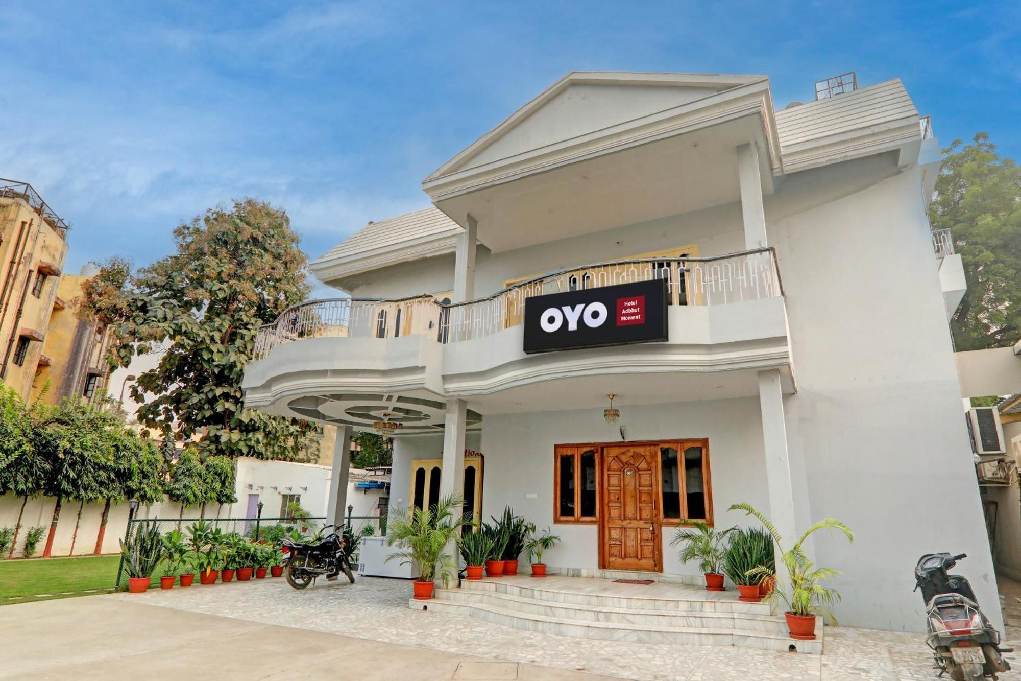 Hotel O Flagship Adbhut Moment Hotel Varanasi Exteriör bild